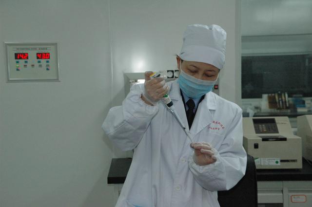 持續創新！武漢市公安局司法鑒定中心DNA實驗室發揮著重要作用
